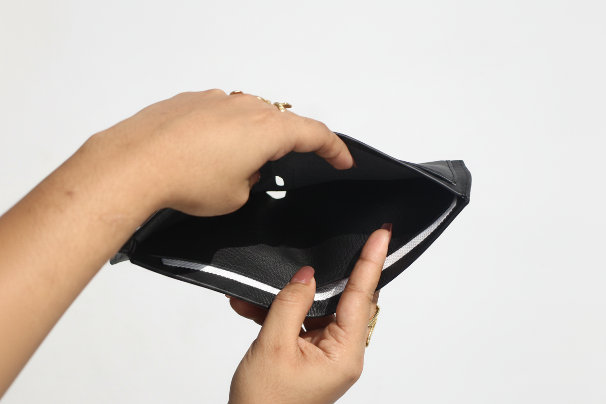 Dark brown Buffalo wallet open interior 1