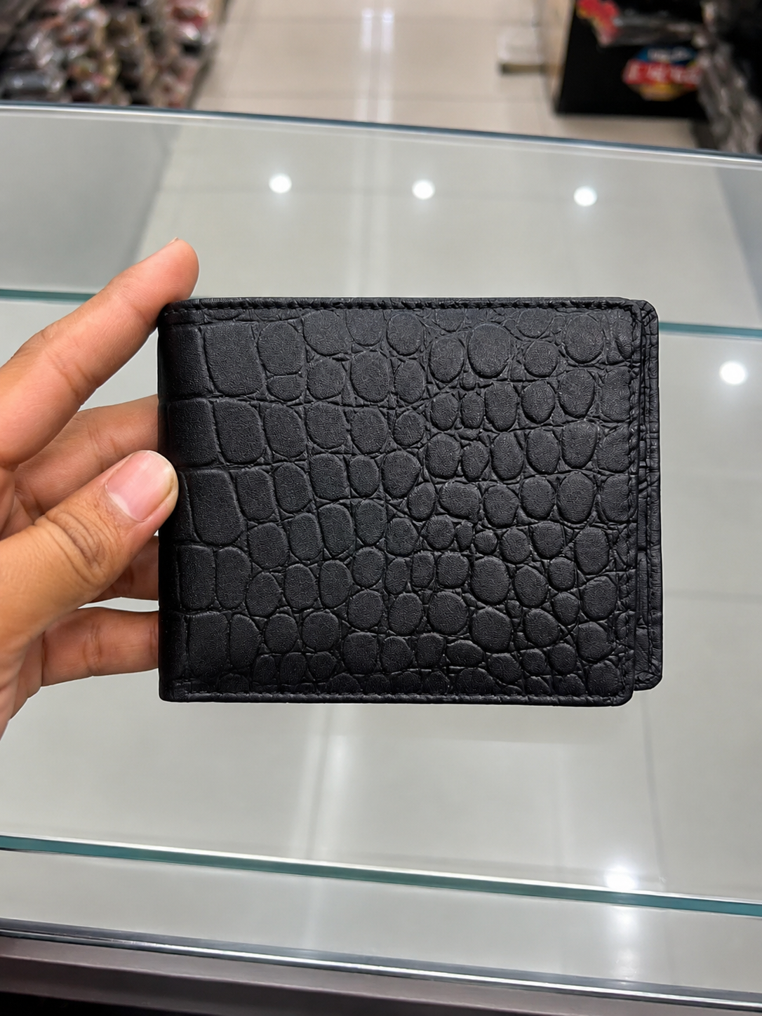 Premium Black Crocodile-Texture Genuine Leather Bifold Wallet for Men